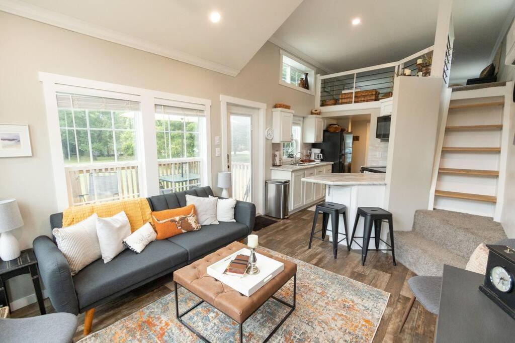 Pet Friendly Tiny House Rental With New Access To Guadalupe River Nbtx New Braunfels Kültér fotó