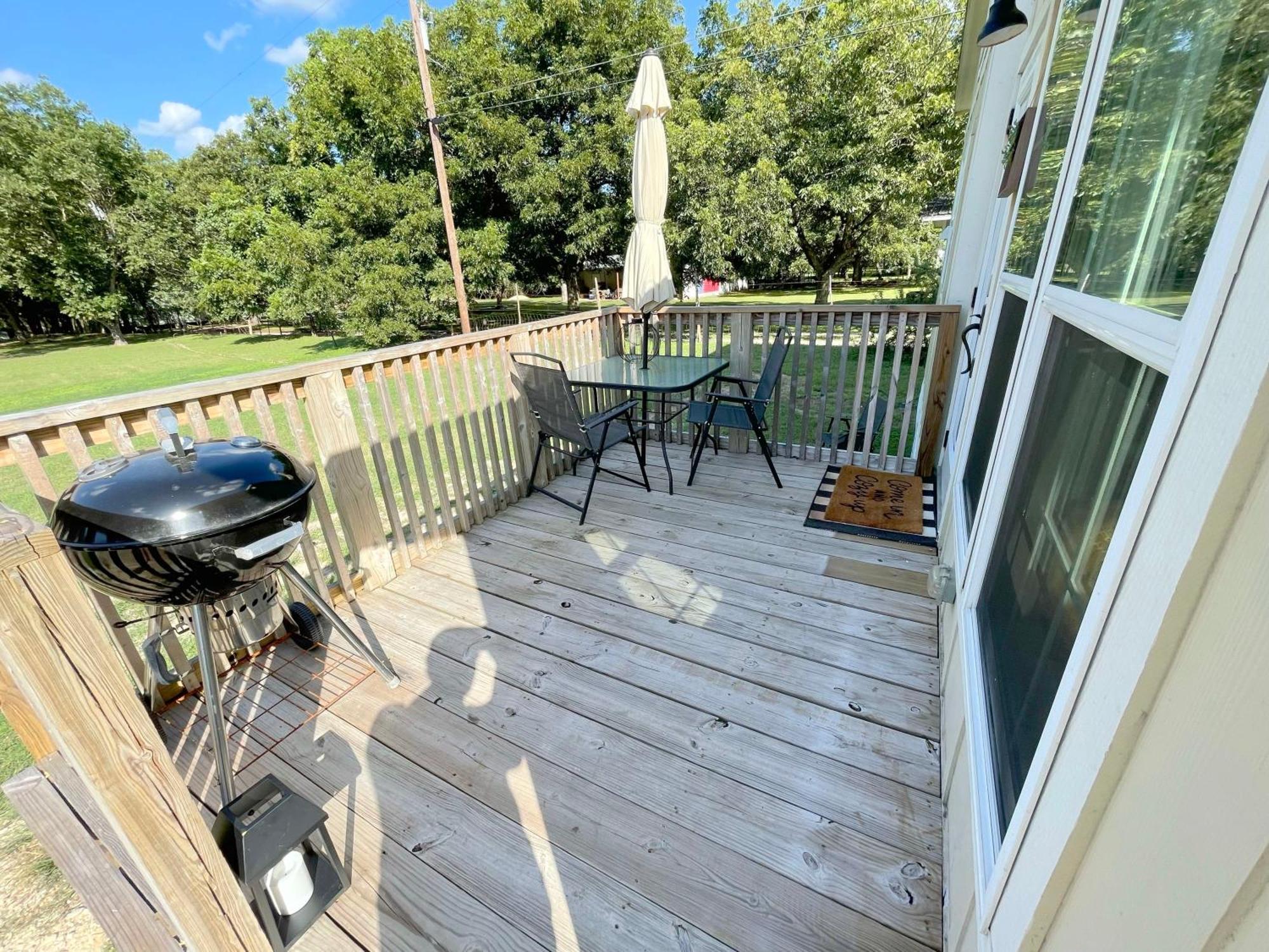 Pet Friendly Tiny House Rental With New Access To Guadalupe River Nbtx New Braunfels Kültér fotó